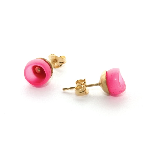 Gold plated 1 cup studs side view