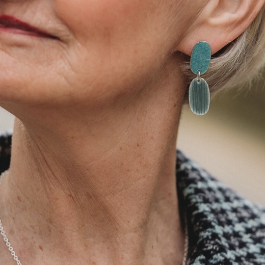 Rosa double earrings on model - blue/grey